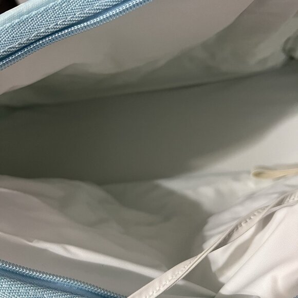 Nick & Nora Bag Clouds In A Blue Sky Weekender Tote w/Changing Pad RARE - Picture 11 of 15